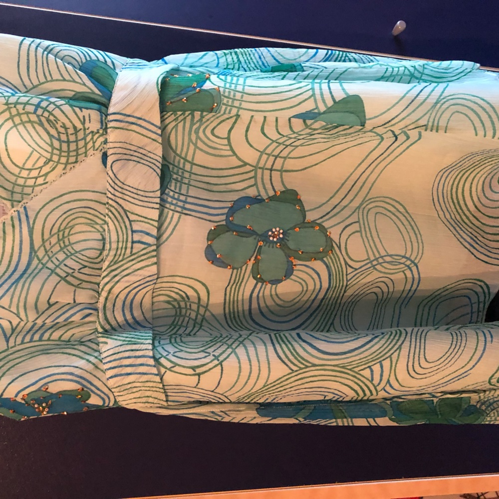 Bundle Of Three Sleeveless Tanks/Camisoles - image 2